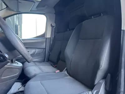 Vendo Peugeot Partner 2021 - 14990 EUR, 81900 km - AUTO.MOTO.pt