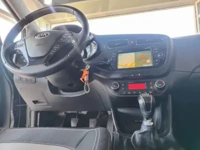 Vendo Kia Ceed SW 2015 - 8990 EUR, 144200 km - AUTO.MOTO.pt