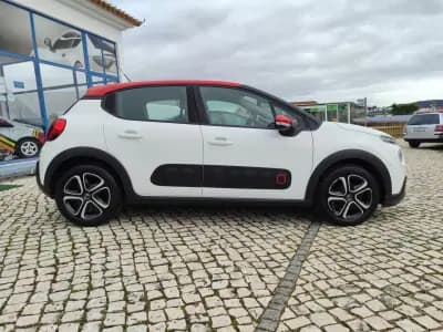 Vendo Citroën C3 2017 - 11900 EUR, 103000 km - AUTO.MOTO.pt