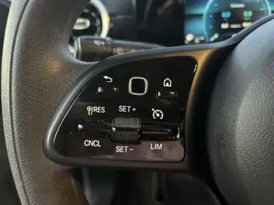 Sell Mercedes-Benz A 250 2022 - 27880 EUR, 43000 km - AUTO.MOTO.pt