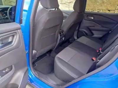 Vendo Nissan Qashqai 2023 - 29300 EUR, 49852 km - AUTO.MOTO.pt