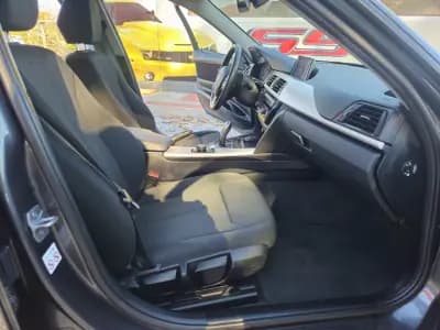 Sell BMW 318 2019 - 21800 EUR, 98000 km - AUTO.MOTO.pt