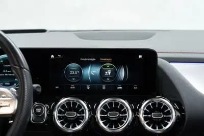 Vendo Mercedes-Benz EQA 2022 - 38950 EUR, 48000 km - AUTO.MOTO.pt