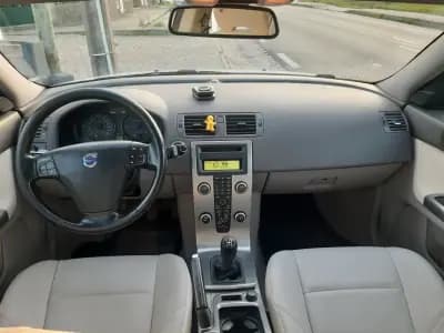 Sell Volvo V50 2009 - 6900 EUR, 276300 km - AUTO.MOTO.pt