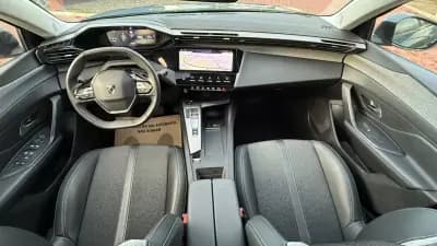 Vendo Peugeot 308 SW 2023 - 22990 EUR, 145000 km - AUTO.MOTO.pt