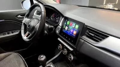 Sell Renault Captur 2023 - 16770 EUR, 70000 km - AUTO.MOTO.pt