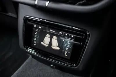 Sell Bentley Bentayga 2022 - 230000 EUR, 70942 km - AUTO.MOTO.pt