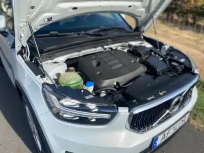 Sell Volvo XC 40 2021 - 23500 EUR, 152242 km - AUTO.MOTO.pt