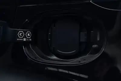 Sell Land Rover Range Rover Evoque 2023 - 42950 EUR, 46000 km - AUTO.MOTO.pt