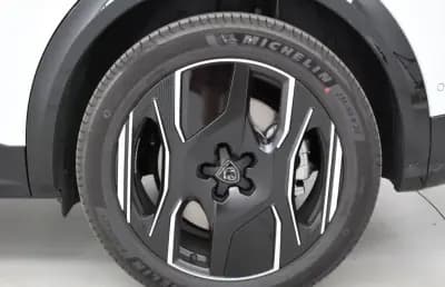 Sell Peugeot E-3008 2024 - 33000 EUR, 12000 km - AUTO.MOTO.pt