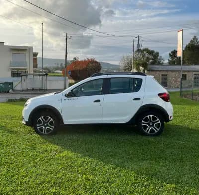Sell Dacia Sandero 2020 - 13400 EUR, 21890 km - AUTO.MOTO.pt