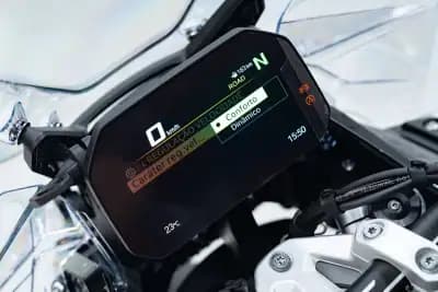 Sell BMW R 1300 GS Adventure 2024 - 24950 EUR, 6150 km - AUTO.MOTO.pt