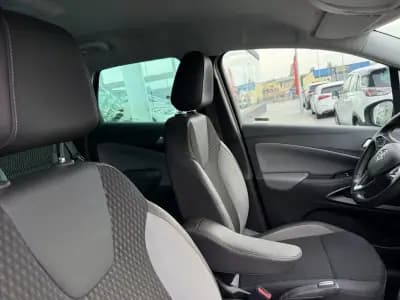 Sell Opel Crossland X 2018 - 12950 EUR, 89244 km - AUTO.MOTO.pt