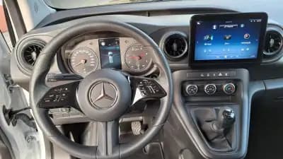 Vendo Mercedes-Benz Benz Citan Furgão 110 CDI/27 2025 - 24900 EUR, 20602 km - AUTO.MOTO.pt