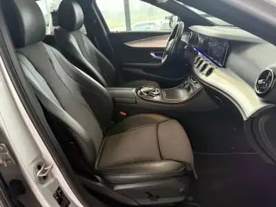 Vendo Mercedes-Benz E 220 2020 - 37900 EUR, 84701 km - AUTO.MOTO.pt