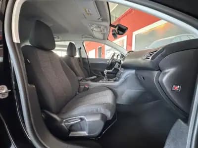 Vendo Peugeot 308 SW 2018 - 13500 EUR, 49820 km - AUTO.MOTO.pt