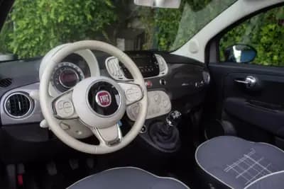 Vendo Fiat 500C 2018 - 12900 EUR, 65000 km - AUTO.MOTO.pt