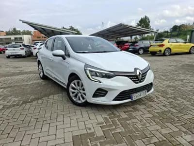 Sell Renault Clio 2021 - 17000 EUR, 58800 km - AUTO.MOTO.pt