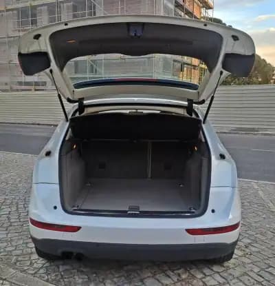 Vendo Audi Q5 2011 - 17500 EUR, 175000 km - AUTO.MOTO.pt