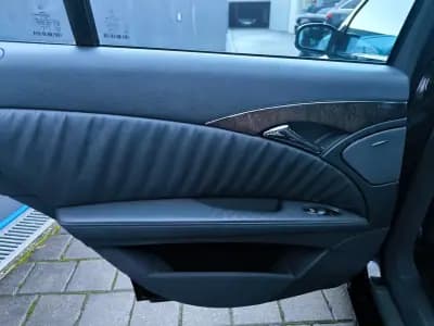 Sell Mercedes-Benz E 220 2005 - 10950 EUR, 175000 km - AUTO.MOTO.pt