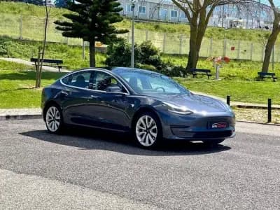 Vendo Tesla Model 3 2019 - 23990 EUR, 73000 km - AUTO.MOTO.pt