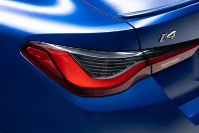 Vendo BMW i4 2022 - 45950 EUR, 79000 km - AUTO.MOTO.pt