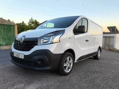 Vendo Renault Trafic 1.6DCi L1H1 2016 - 11965 EUR, 266000 km - AUTO.MOTO.pt