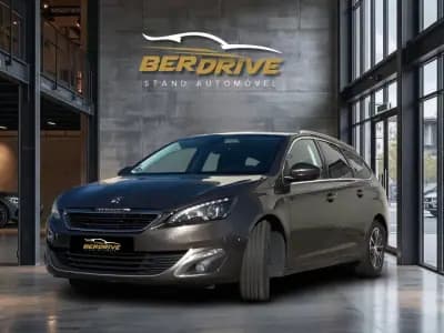 Sell Peugeot 308 SW 2015 - 10500 EUR, 210000 km - AUTO.MOTO.pt