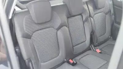 Vendo Renault Scénic 2017 - 12990 EUR, 172302 km - AUTO.MOTO.pt