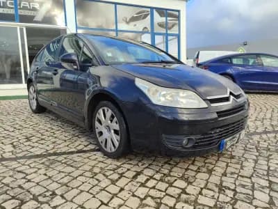 Vendo Citroën C4 2005 - 3290 EUR, 249000 km - AUTO.MOTO.pt