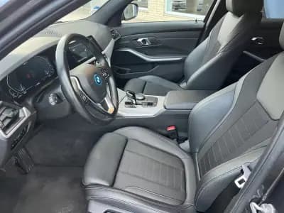 Vendo BMW 320 2022 - 34900 EUR, 53000 km - AUTO.MOTO.pt