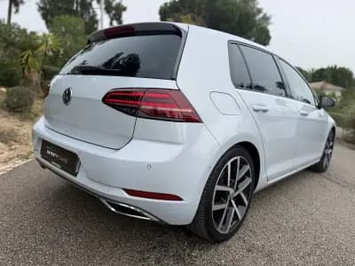 Vendo Volkswagen Golf 2018 - 17999 EUR, 200000 km - AUTO.MOTO.pt