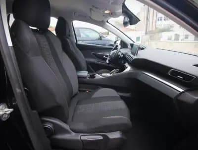 Sell Peugeot 5008 2019 - 16990 EUR, 120000 km - AUTO.MOTO.pt