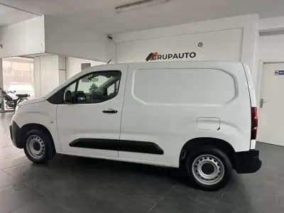 Vendo Peugeot Partner 2019 - 14500 EUR, 89000 km - AUTO.MOTO.pt