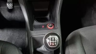 Vendo Volkswagen Up! 2016 - 8990 EUR, 150000 km - AUTO.MOTO.pt