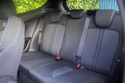 Vendo Ford Fiesta 2019 - 19900 EUR, 110400 km - AUTO.MOTO.pt