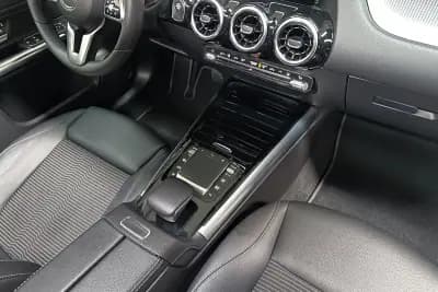 Vendo Mercedes-Benz GLA 250 2022 - 34950 EUR, 58115 km - AUTO.MOTO.pt