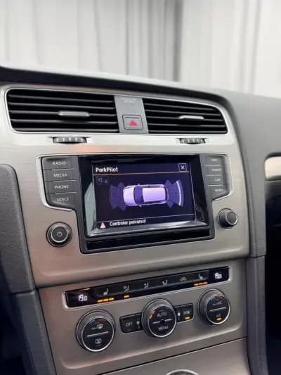 Sell Volkswagen Golf 2014 - 16750 EUR, 165000 km - AUTO.MOTO.pt