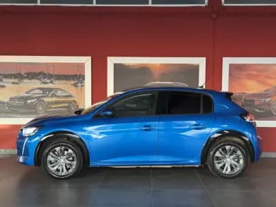 Sell Peugeot e-208 2021 - 17990 EUR, 45609 km - AUTO.MOTO.pt