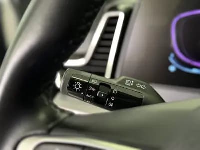 Vendo Kia Sportage 2022 - 23990 EUR, 38151 km - AUTO.MOTO.pt