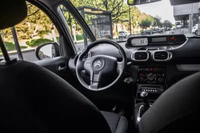 Sell Citroën C3 Picasso 2017 - 7750 EUR, 86402 km - AUTO.MOTO.pt