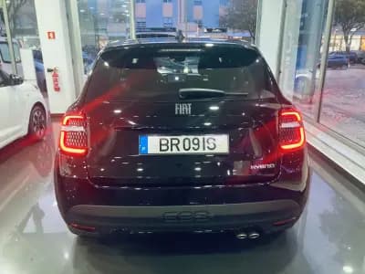 Vendo Fiat 600 2025 - 23800 EUR, 17707 km - AUTO.MOTO.pt