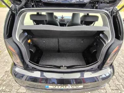 Sell Volkswagen Up! 2019 - 10900 EUR, 42000 km - AUTO.MOTO.pt