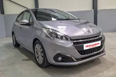 Vendo Peugeot 208 2019 - 13300 EUR, 120752 km - AUTO.MOTO.pt