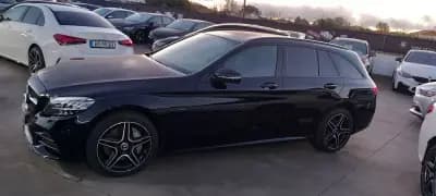 Vendo Mercedes-Benz C 300e 2021 - 31900 EUR, 150000 km - AUTO.MOTO.pt