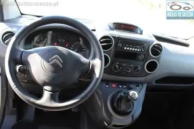 Sell Citroën Berlingo 2018 - 10500 EUR, 186000 km - AUTO.MOTO.pt