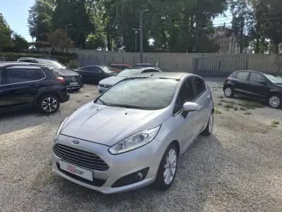 Sell Ford Fiesta 2016 - 9990 EUR, 87600 km - AUTO.MOTO.pt