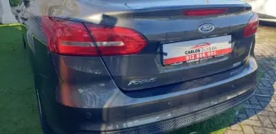 Sell Ford Focus 2015 - 8750 EUR, 162170 km - AUTO.MOTO.pt