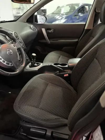 Vendo Nissan Qashqai 2008 - 6900 EUR, 180000 km - AUTO.MOTO.pt