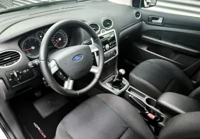 Vendo Ford Focus 2007 - 6950 EUR, 158684 km - AUTO.MOTO.pt